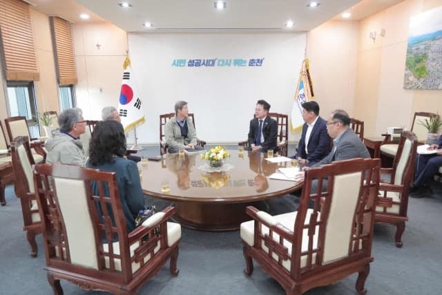 육동한 춘천시장, '장기 공사 중단 피해' 시온 아파트 입주예정자 면담 "민간 사업이라도 시민 피해 외면 못해"