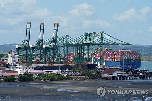 미국, 중국의 파나마 선박 억류 조치 비판하며 '파나마 운하' 신경전 계속
