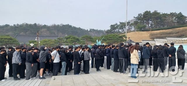 광주 학생들 태운 '오월버스', 올해도 5·18 역사 현장으로 달린다