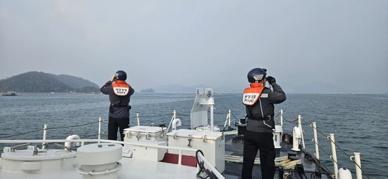 통영 추도 해상서 부산선적 예인선 60대 기관장 실종…해경 수색