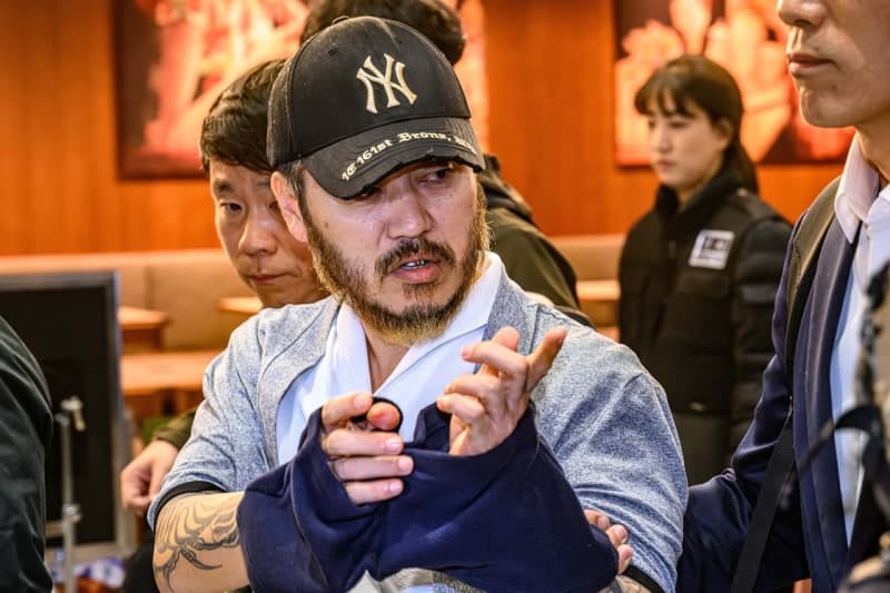 '마약왕' 박왕열, 131억 마약 유통·밀수 혐의 구속 송치