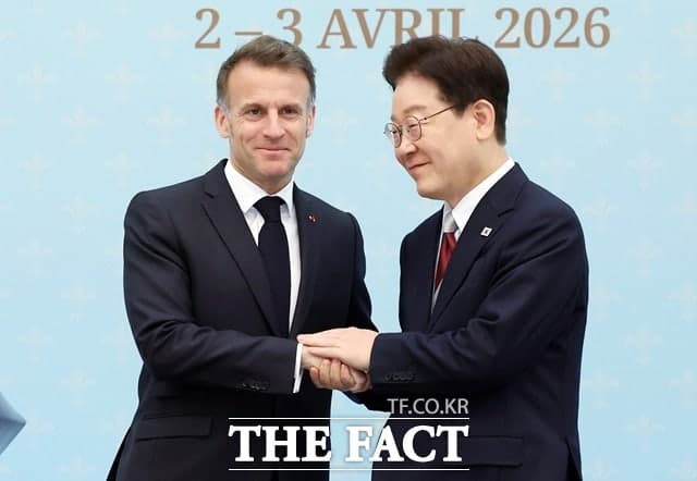 이재명 대통령, 마크롱과 정상회담…22년 만에 '글로벌 전략적 동반자' 관계로 격상