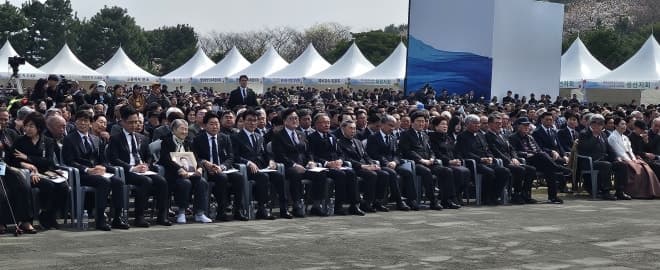 김민석 총리 "제주 4·3 진실 낱낱이 규명…결코 작별하지 않겠다"