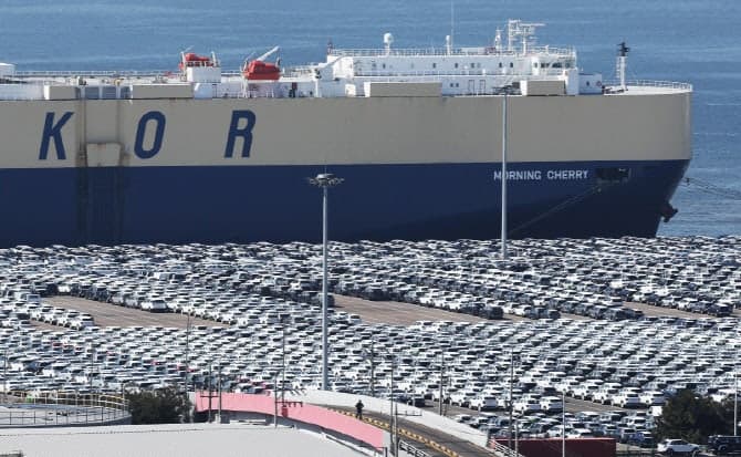 중동發 물류대란에 車 수출 불안…정부, 평택항서 긴급 점검 및 총력 지원