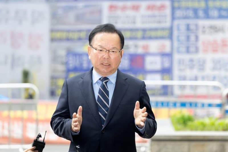 민주당, 김부겸 대구시장 후보 단수 공천 "박근혜 예방은 도리"