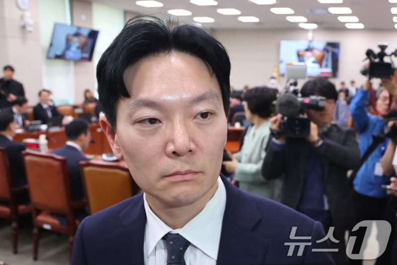 박상용 검사, 국조 증인 선서 거부…'쌍방울 대북송금' 조작 기소 의혹 격화