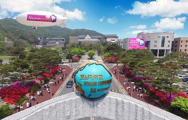 가짜 美 대학 졸업장으로 호남대 112명 편입… 中유학생 100여명 '덜미'