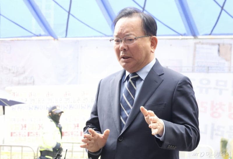 김부겸 "대구에 파격 지원 필요…박정희컨벤션센터 검토"