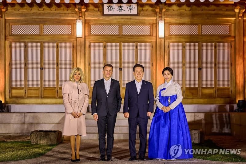 한-프, 22년 만에 '글로벌 전략적 동반자' 관계로 격상…李대통령, 마크롱과 AI·경제안보 맞손