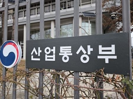 한-UAE CEPA 내달 1일 조기 발효…중동 산유국과 첫 FTA "에너지·자원 협력 강화"