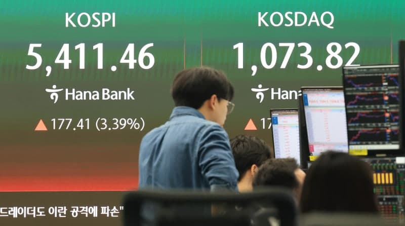 “저점인 줄 알고 레버리지 탔는데…” 롤러코스터 탄 삼전·하닉, 증권가 "실적 전망 '이상무'"