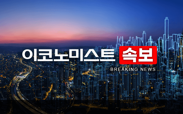 강호동 농협회장, 억대 금품수수 혐의 경찰 출석