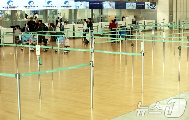 유류할증료 인상 전인데 서비스 물가 상승률 3분기 만에 최고