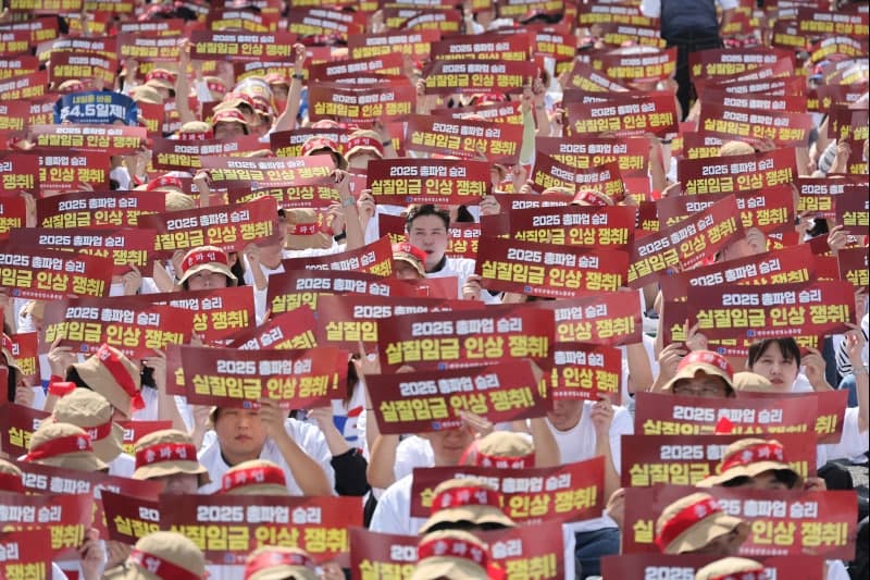 작년 파업 근로손실 39만일, '노란봉투법' 시행에 급증 우려
