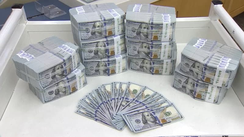 중동 사태에 환율 '11원' 널뛰기…지난달 외환거래 역대 최대