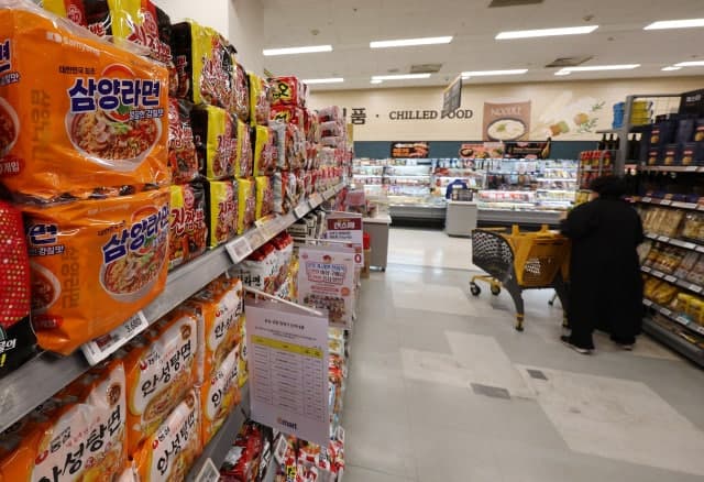 고유가·고환율에 식품업계 수익성 '비상'…1분기 이어 2분기도 원가 압박