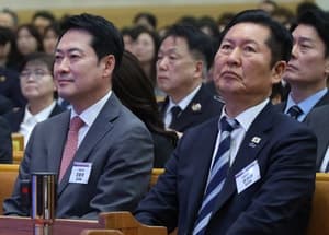 여야 지도부, 수도권 표심 공략…정청래 수원 VS 장동혁 인천 '천 원 주택 전국 공약 확대'