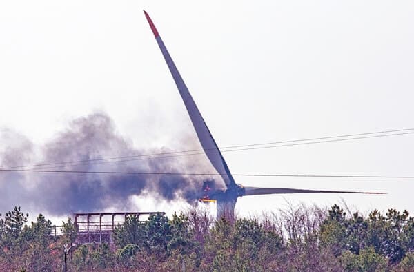 경찰·노동부, '3명 사망' 영덕 풍력발전소 압수수색