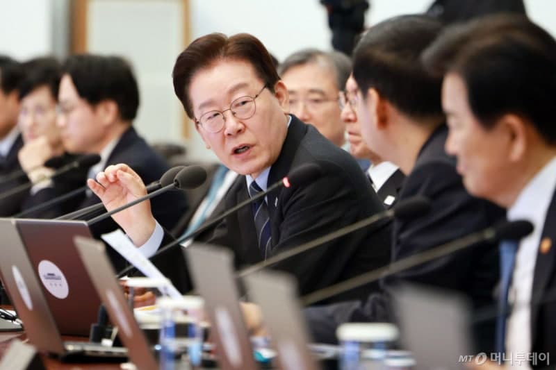 당정, 중동發 원유 수급 안정화 총력…특사 파견·유통 개선