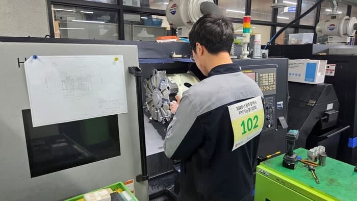 “대한민국 기술의 미래, 부산서 캔다” 331명 기능 전사들의 열띤 경연 시작