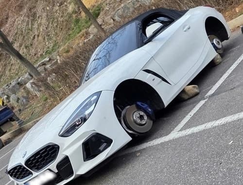 "신고 늦어질 줄" BMW 바퀴 '쏙' 빼간 20대 친척들, 생활고 때문에 범행