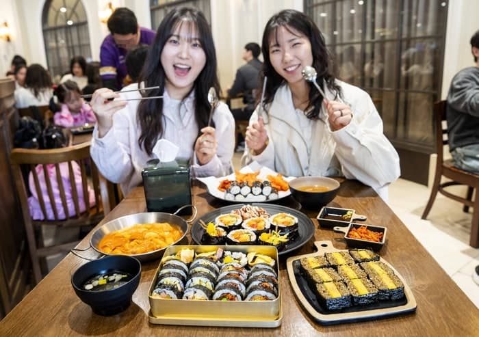 "제주 김밥을 용인서 맛본다"…에버랜드, 4월 한 달 '김밥 축제' 개최