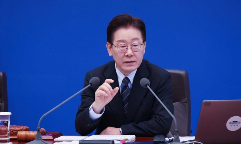 李, 개헌안 공고안 의결…"계엄에 반성 뜻 밝힌 국민의힘, 이견 없을 것"