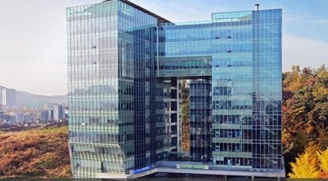 대체복무요원 육아 출퇴근 요청, 법원 '합숙 원칙' 각하