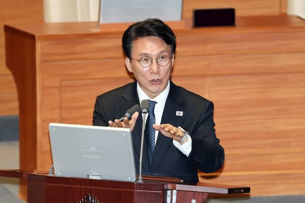 김민석 총리 "환율 오르는 것 이상…새 정부 출범 후 가장 부담스러운 지표"