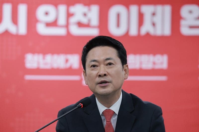 장동혁 "포퓰리즘 추경 막아야…李대통령 만찬서 바로 잡을 것"