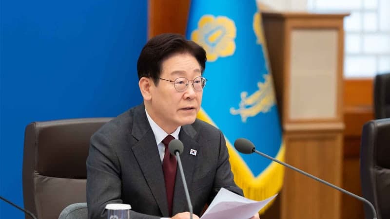 이 대통령 지지율 하락, 고물가·고환율 영향