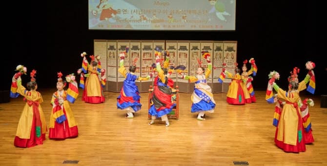 크라운해태, 미래 명인명창들의 '영재한음회' 300회 특별공연