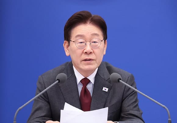 이 대통령, '이주노동자 에어건 사건'에 "야만적 인권침해" 철저 진상 조사 지시