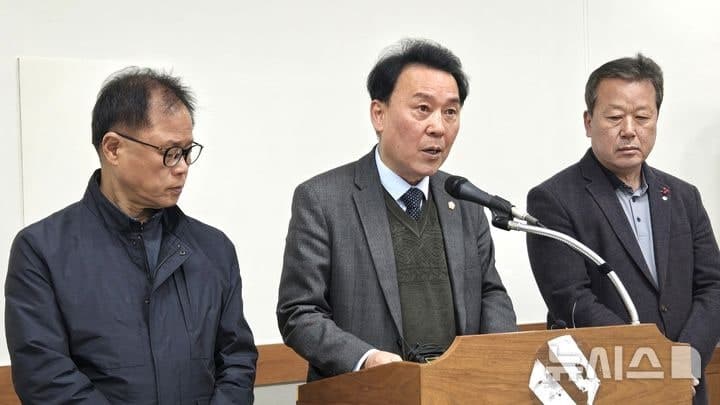 김성택 청주시의원 "당원명부 유출은 범죄" 이강일 지역위원장 등 고소