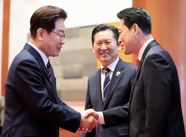 장동혁 "李대통령, 공소 취소한다고 물가 떨어지나…국정 기조 바꿔야"