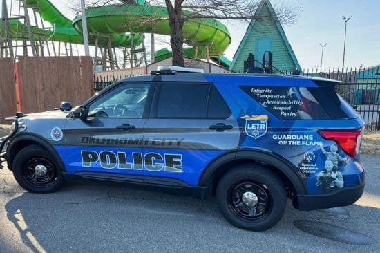 "아기 던졌다" 경찰 허위 신고…만우절 장난에 美 경찰·소방 출동