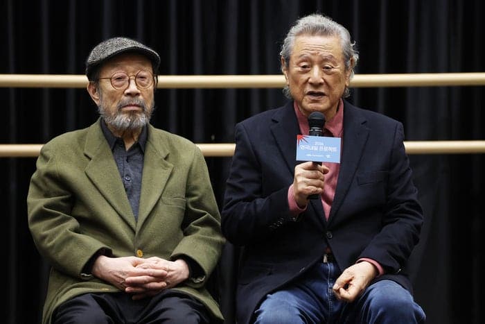 신구·박근형 "연극, 정직하지 않으면 허사" 후배 사랑 결실…청년 배우 30인 첫 무대