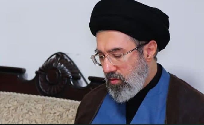 이란 최고지도자, 정보수장 암살 규탄…"패배 중인 美·이스라엘, 암살에 의존"