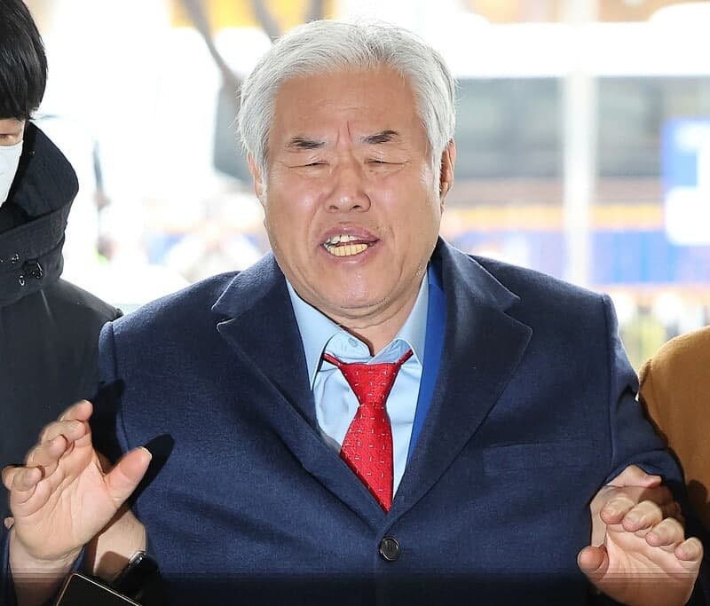 법원, '서부지법 난동 배후 혐의' 전광훈 목사 보석 허가 "병원 치료 등 고려"