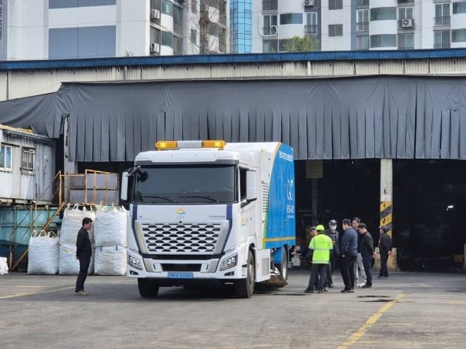 금천구, “미세먼지 98.8% 흡입” 전국 최초 ‘먼지 먹는 수소차’ 개발