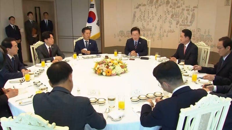 李대통령, 오늘 정청래·장동혁과 7개월 만에 회담…중동발 위기 대응 '협치' 논의