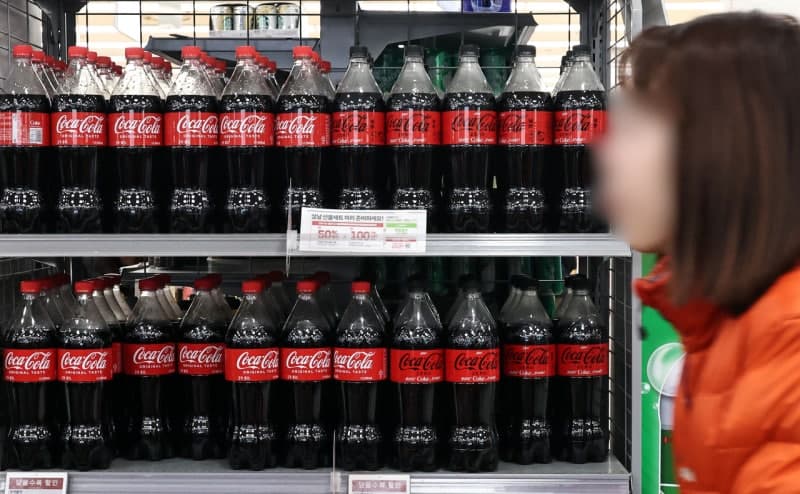 콜라 1L에 300원 더 내나? "설탕부담금, 당 함량 따라 3단계 차등부과" 논의 본격화