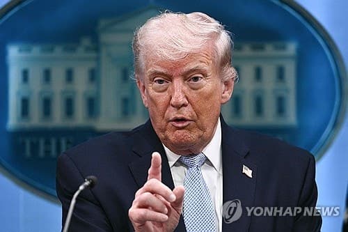 미·이란, 호르무즈 해협 두고 '운명의 날' 직면