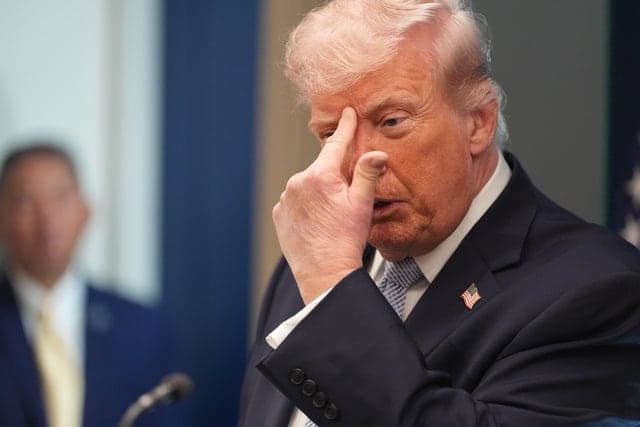 트럼프 "호르무즈 통행 요금소, 이란 아닌 미국이 맡아야" 주장