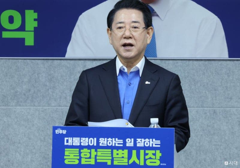 김영록, "무안 동북아 항공·반도체 물류허브 도약"…목포·무안 서남권 표심 공략