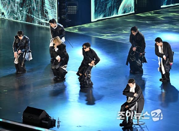 BTS 공연 다음 날, 경복궁 3만3천명 관람…"K-전통문화 관심↑"