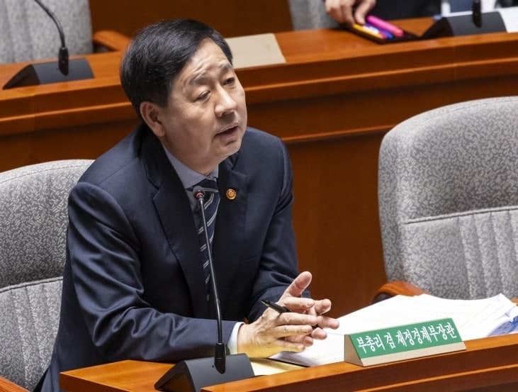 구윤철 "호르무즈 해협 통행료 지불, 현재로선 검토 안 해"