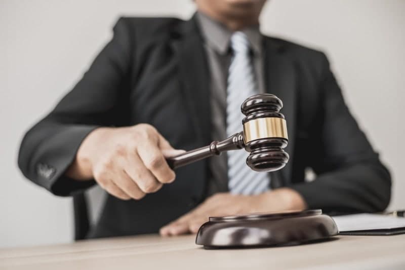 손녀가 45년 만에 '간첩 누명' 할아버지의 恨을 풀었다…재심서 무죄 선고