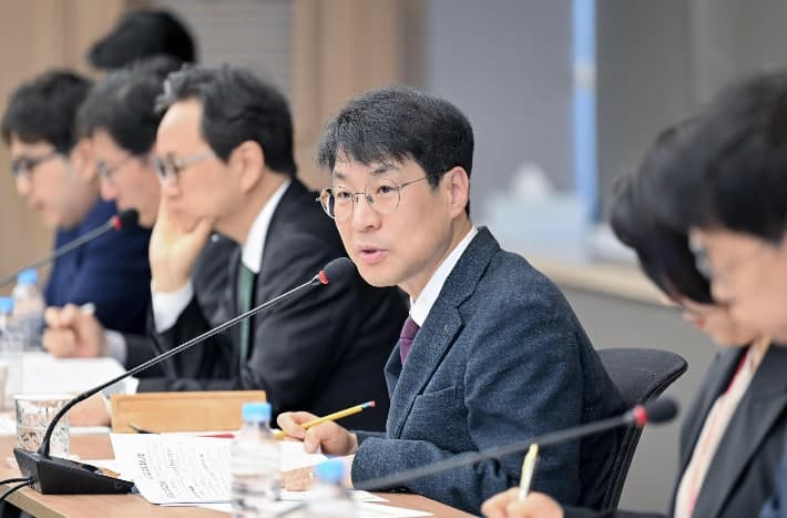 김정기 대구시장 권한대행, "대구, 외부 충격 가장 크다" 민생경제 회복 위한 추경 신속집행 총력