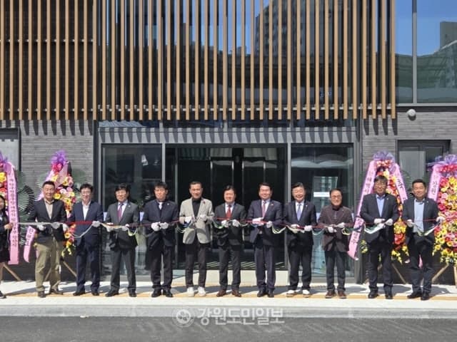 남춘천여중, 8년 만에 탁구부 재창단 및 전용구장 개관